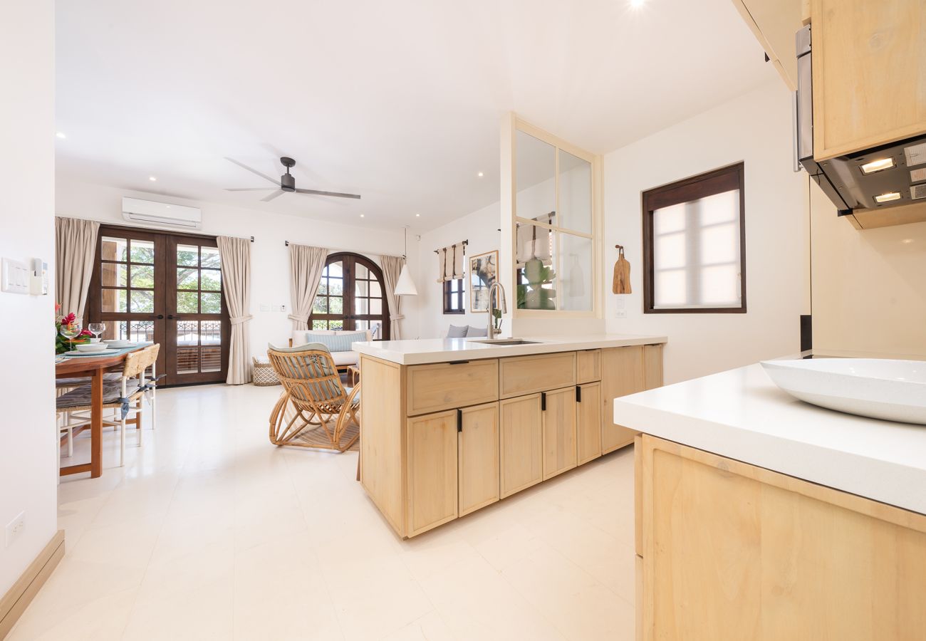 Condominium in Las Catalinas - Beach Club Included | 1 min to beach | sleeps 5 | Plaza Mercado 12