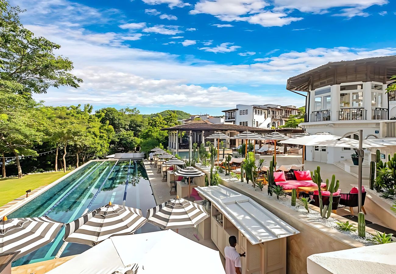 Condominium in Las Catalinas - Beach Club Included | 1 min to beach | sleeps 5 | Plaza Mercado 12