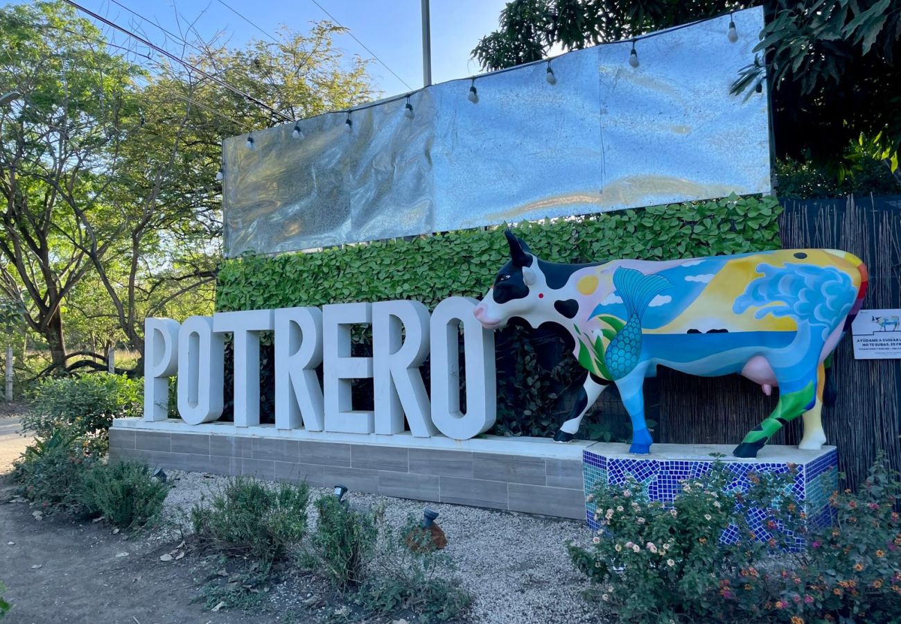 House in Potrero - 4-BR House near to Beach (5-min-walk) | Pool, BBQ - Casa Arribada