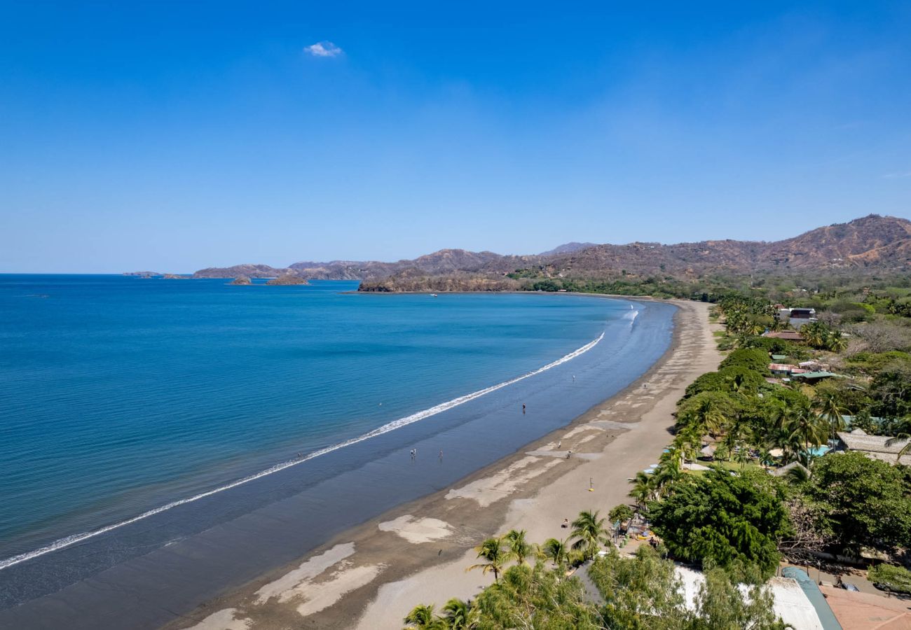 Bungalow in Potrero - 2BR nature home, Pool, 900m Walk to Potrero Beach - Casa Lemonpaloosa
