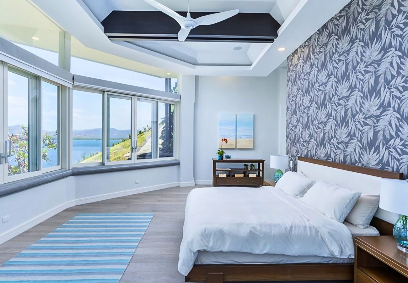 Villa in Playa Flamingo - Luxury Oceanfront Villa•Sunset Views•Beach Access - Casa Dos Monos