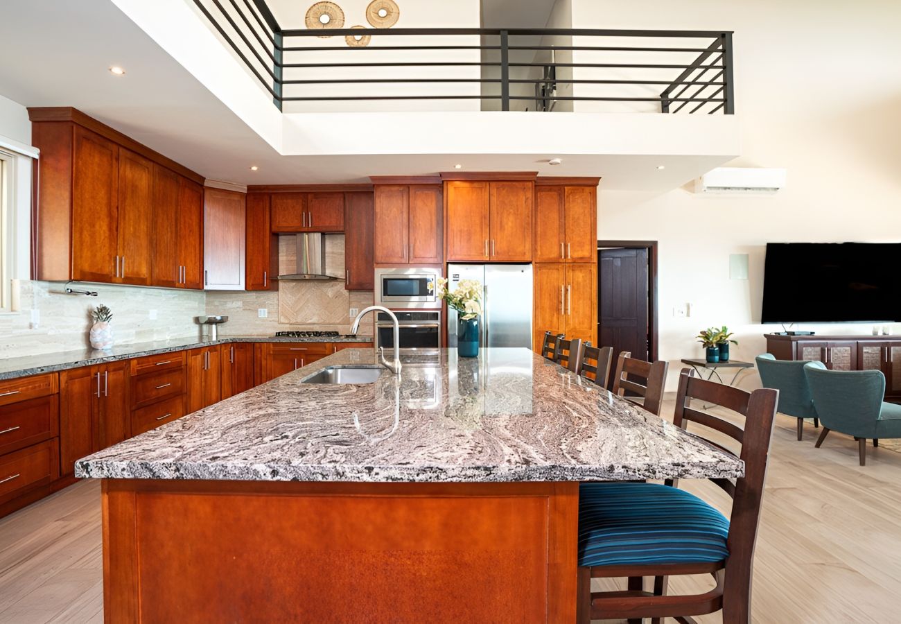Villa in Playa Flamingo - Mar Vista 6BR Villa | Pool & Panoramic Ocean Views - Casa Vista del Rey